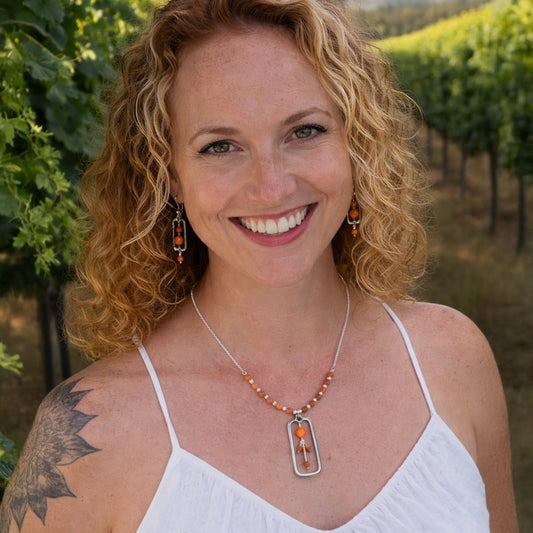 Understated elegance necklace, warm Sunstone gemstones, sterling-plated rolo chain. 