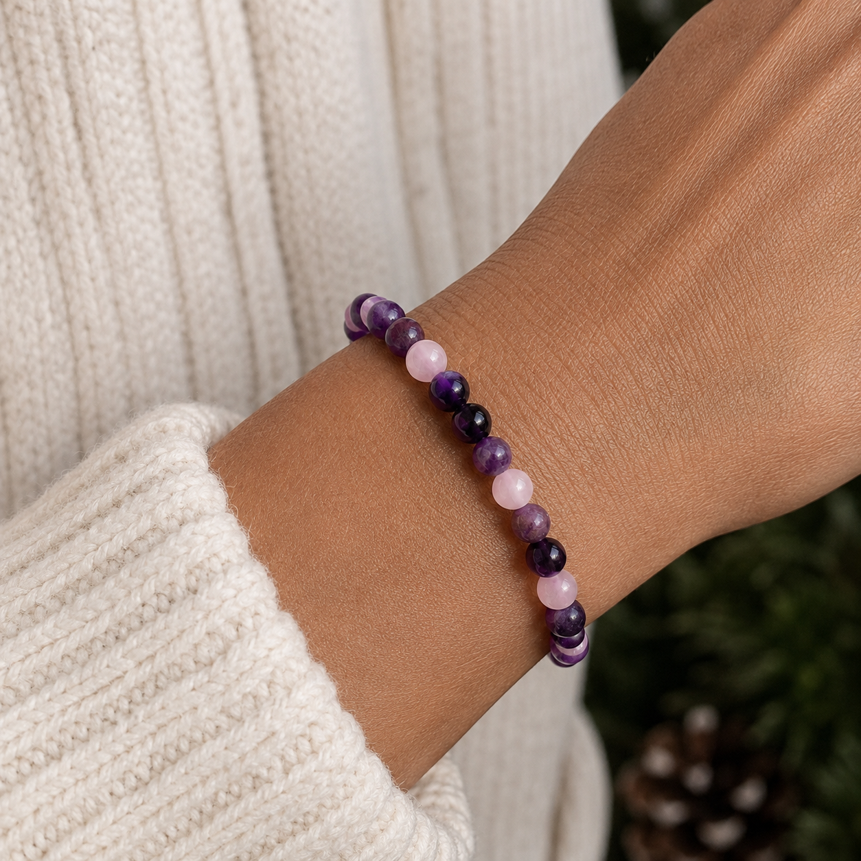 Celebrate the wonderfully individual spirit of Aquarius with a gemstone combination chosen to reflect vision, originality, and an open heart. 